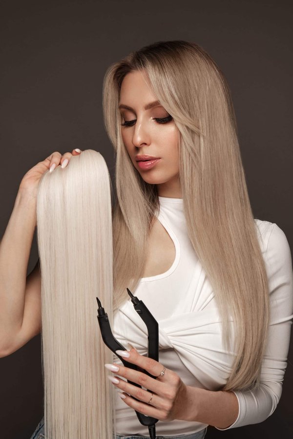 Quels sont les principaux avantages des extensions de cheveux à bandes adhésives ?