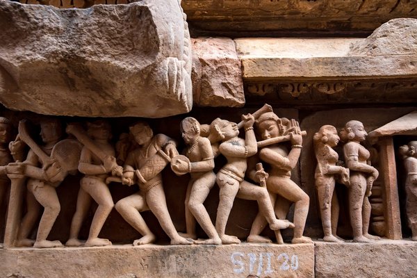 Quelle est la différence entre un cache-oreilles pour homme et celui pour femme ?