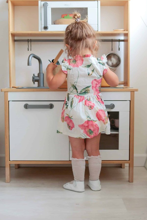 Pourquoi offrir une cuisine jouet à votre enfant ?