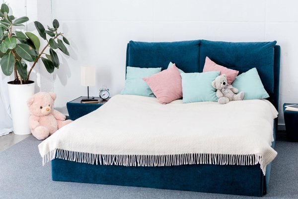 Les ours en rose peuvent-ils devenir une décoration tendance ?