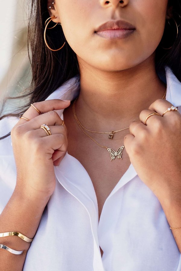 Comment choisir les bijoux qui mettent en valeur votre visage ?